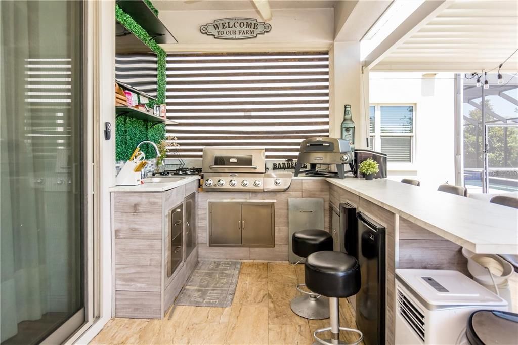 На продажу: $899,000 (4 спален, 4 ванн, 2766 Квадратных фут)