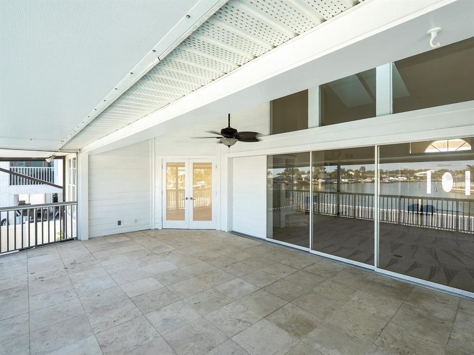 For Sale: $1,800,000 (4 beds, 3 baths, 3000 Square Feet)