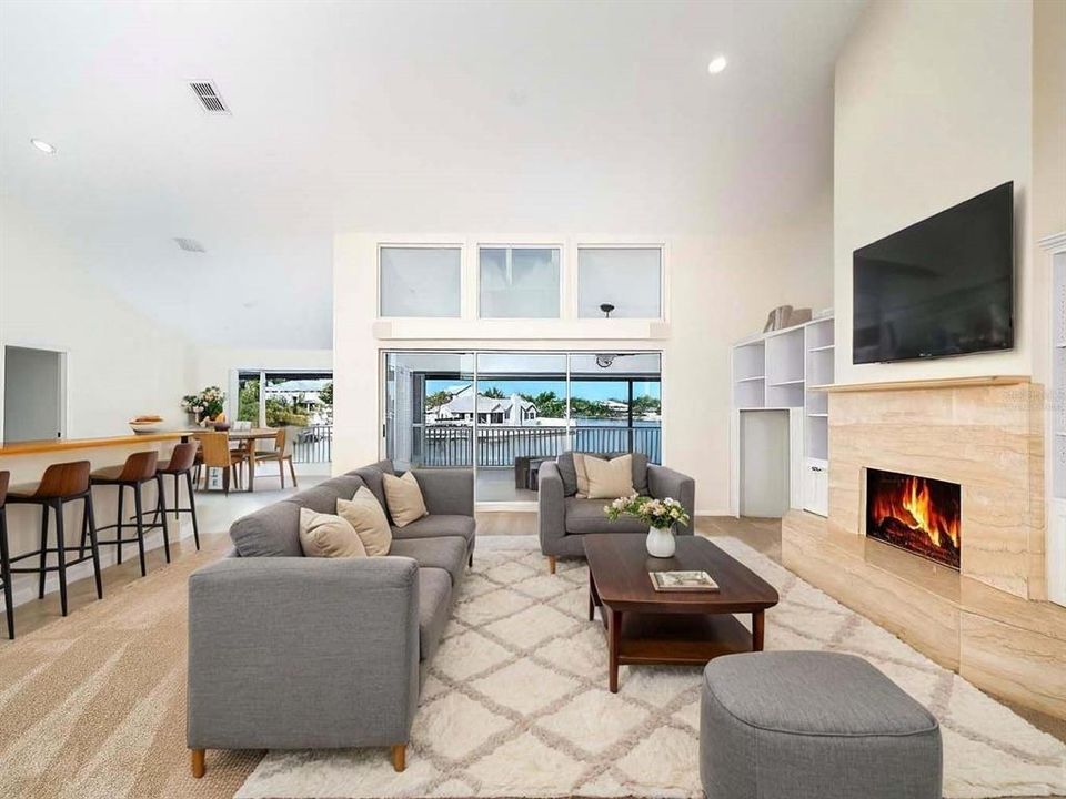 For Sale: $1,800,000 (4 beds, 3 baths, 3000 Square Feet)