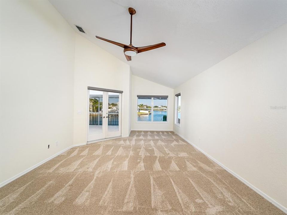 For Sale: $1,800,000 (4 beds, 3 baths, 3000 Square Feet)