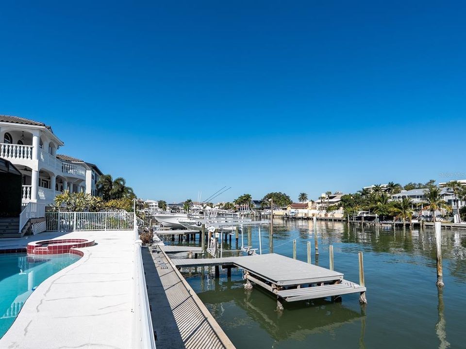 For Sale: $1,800,000 (4 beds, 3 baths, 3000 Square Feet)