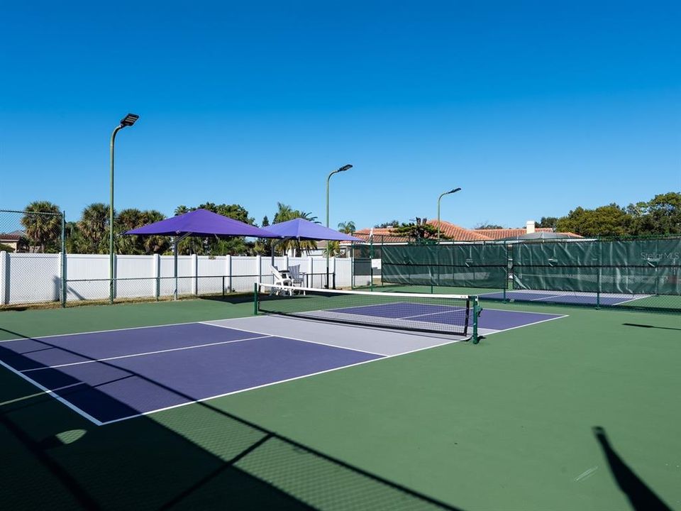 For Sale: $1,800,000 (4 beds, 3 baths, 3000 Square Feet)