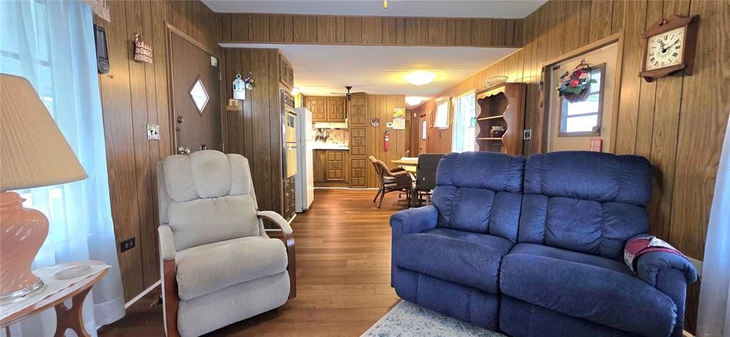 En Venta: $92,500 (2 camas, 1 baños, 672 Pies cuadrados)