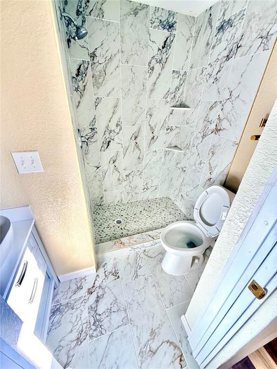 На продажу: $240,000 (3 спален, 2 ванн, 1176 Квадратных фут)