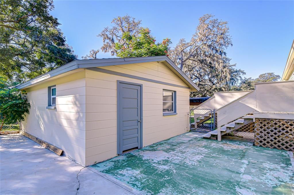 Под контрактом: $209,900 (2 спален, 2 ванн, 1581 Квадратных фут)