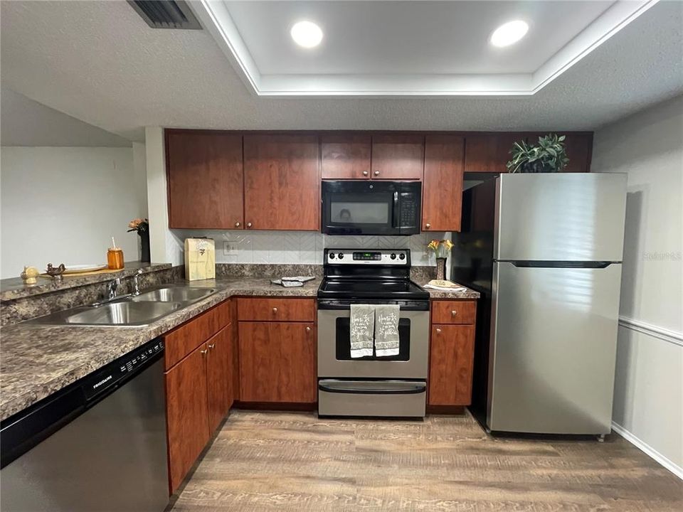 For Rent: $1,890 (2 beds, 2 baths, 1054 Square Feet)