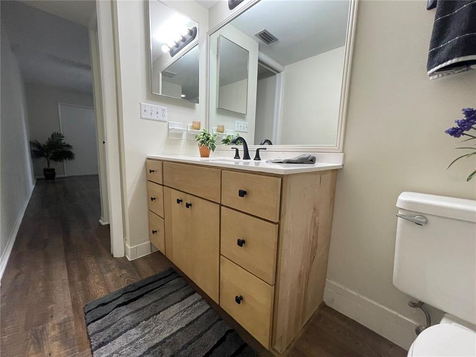 For Rent: $1,890 (2 beds, 2 baths, 1054 Square Feet)