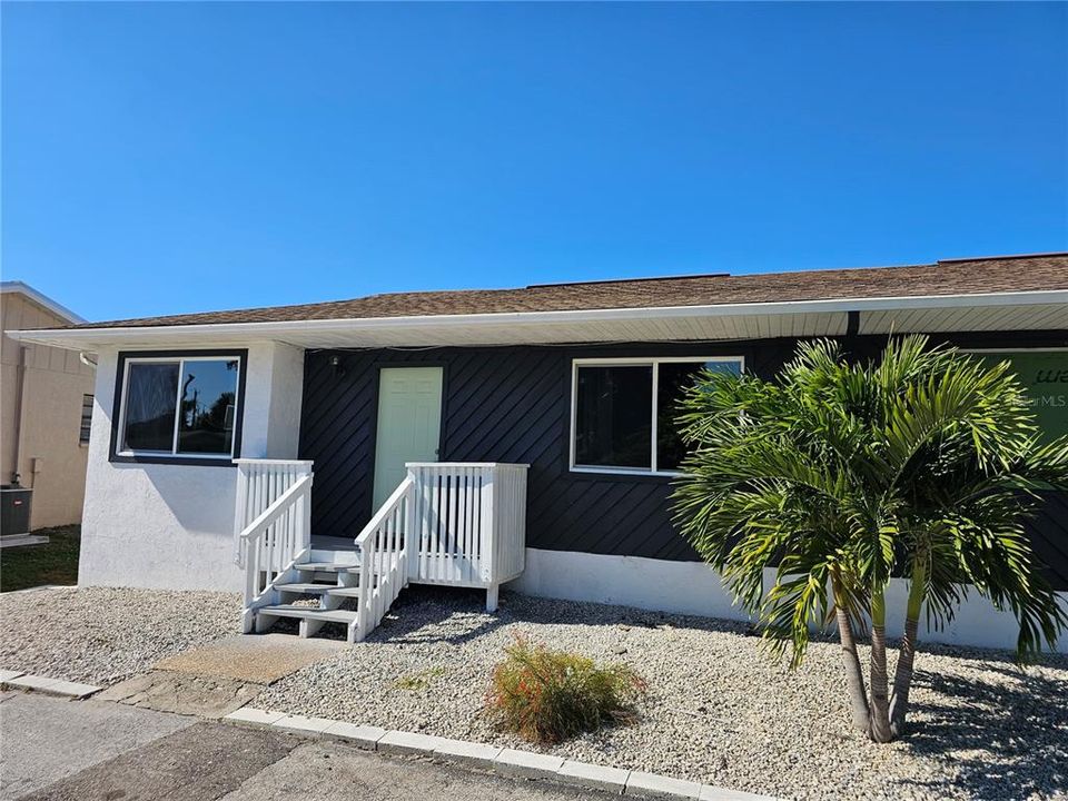 For Rent: $1,650 (2 beds, 2 baths, 957 Square Feet)