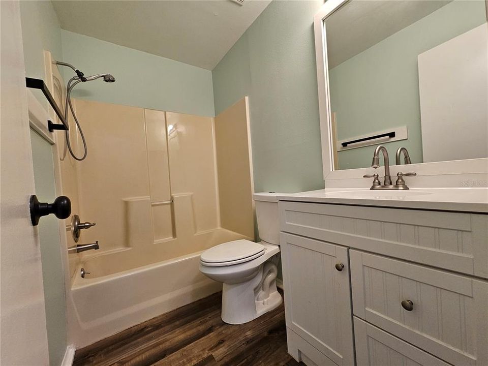 For Rent: $1,650 (2 beds, 2 baths, 957 Square Feet)