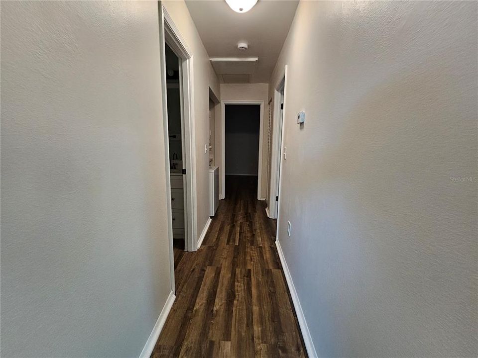 For Rent: $1,650 (2 beds, 2 baths, 957 Square Feet)