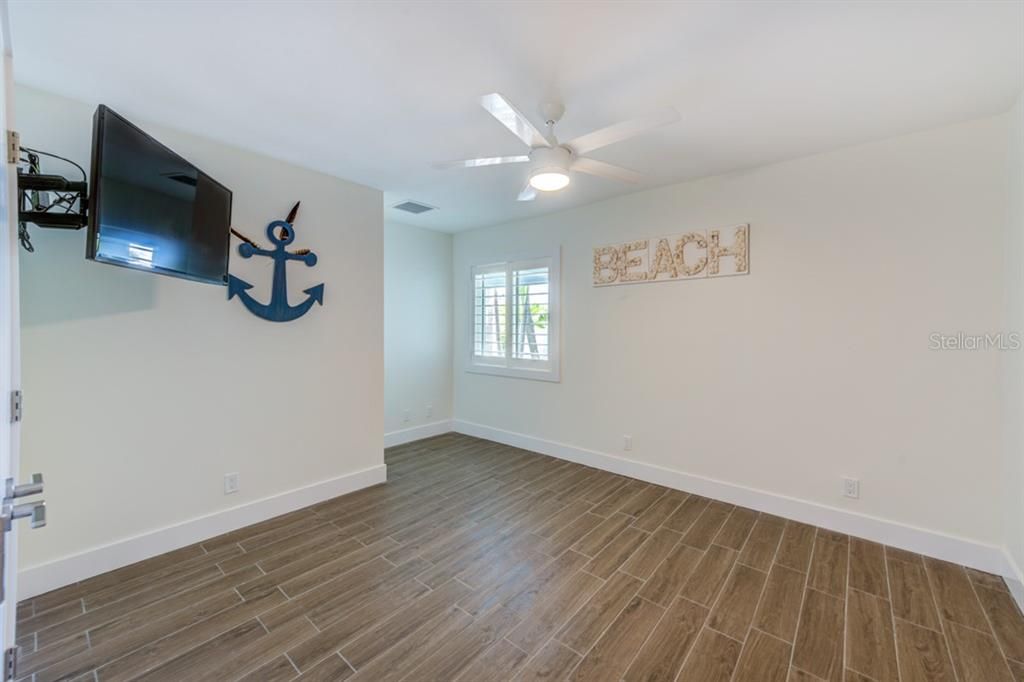 En Venta: $1,745,000 (4 camas, 2 baños, 2793 Pies cuadrados)