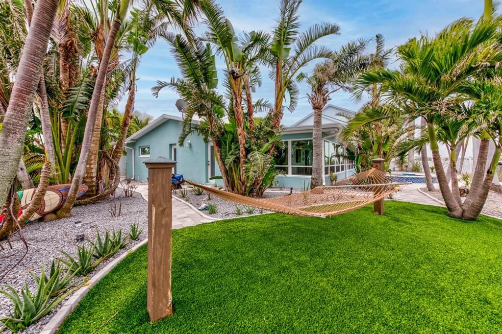 En Venta: $1,745,000 (4 camas, 2 baños, 2793 Pies cuadrados)