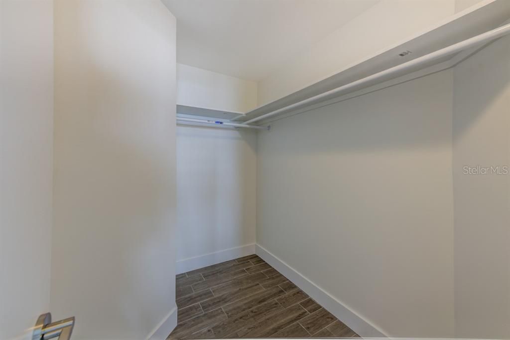 En Venta: $1,745,000 (4 camas, 2 baños, 2793 Pies cuadrados)