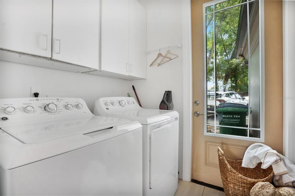 For Rent: $8,500 (4 beds, 3 baths, 2476 Square Feet)