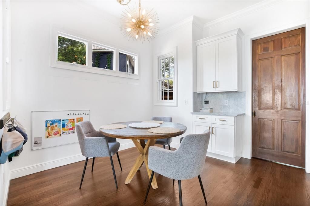 For Rent: $8,500 (4 beds, 3 baths, 2476 Square Feet)