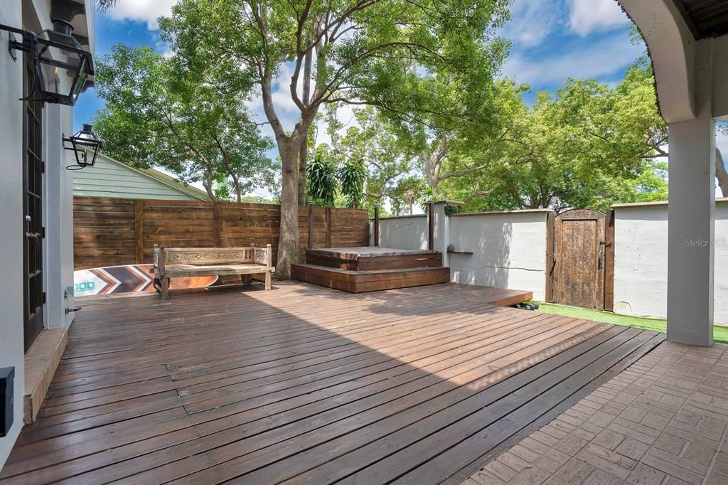 For Rent: $8,500 (4 beds, 3 baths, 2476 Square Feet)