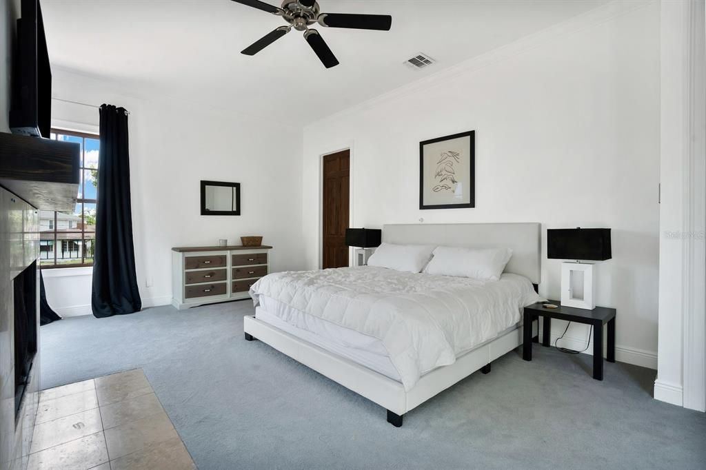 For Rent: $8,500 (4 beds, 3 baths, 2476 Square Feet)