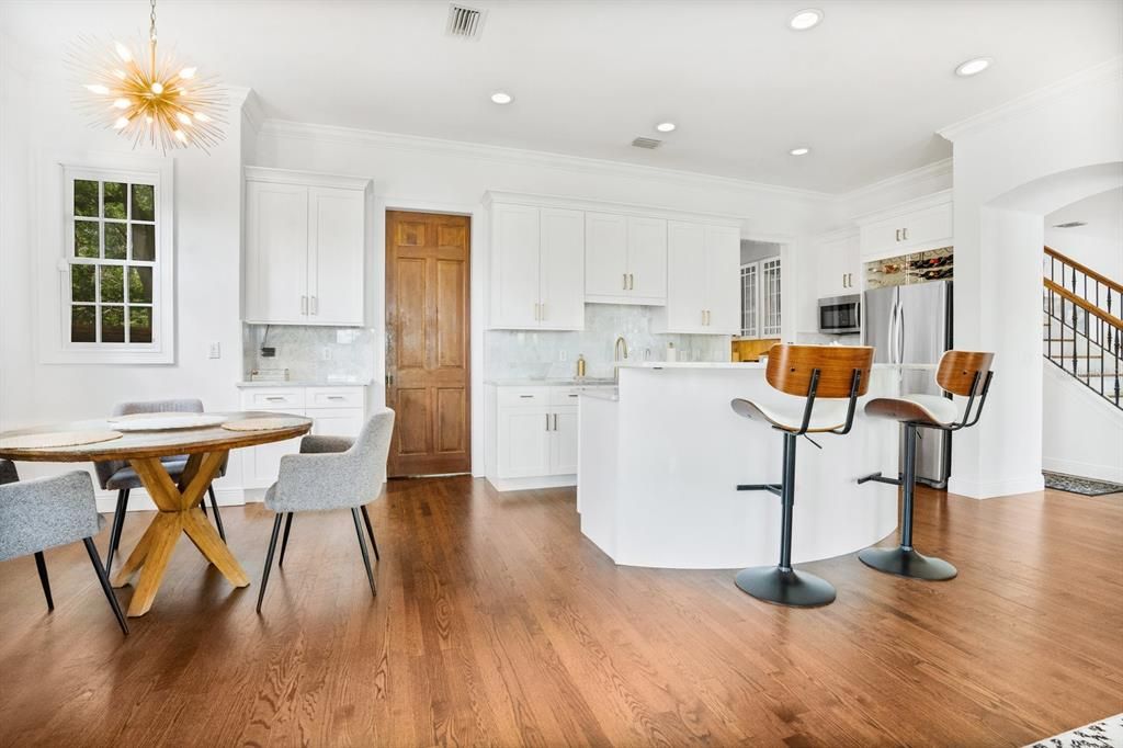 For Rent: $8,500 (4 beds, 3 baths, 2476 Square Feet)