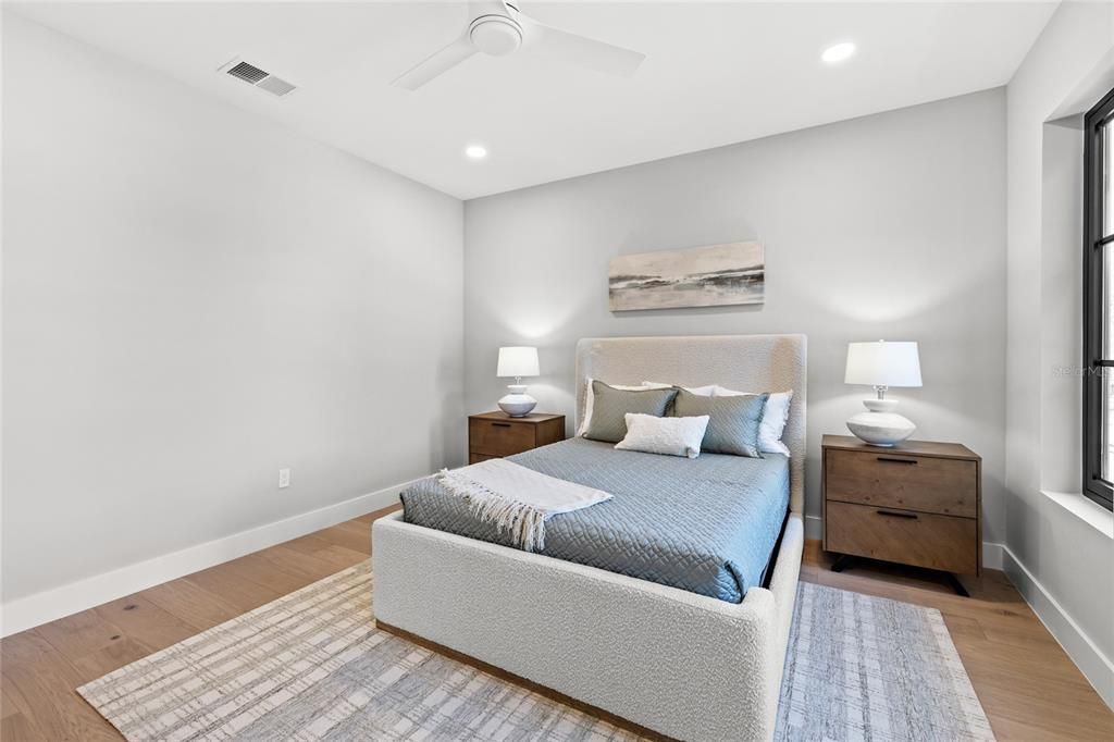 待售: $1,299,000 (5 贝兹, 4 浴室, 3238 平方英尺)