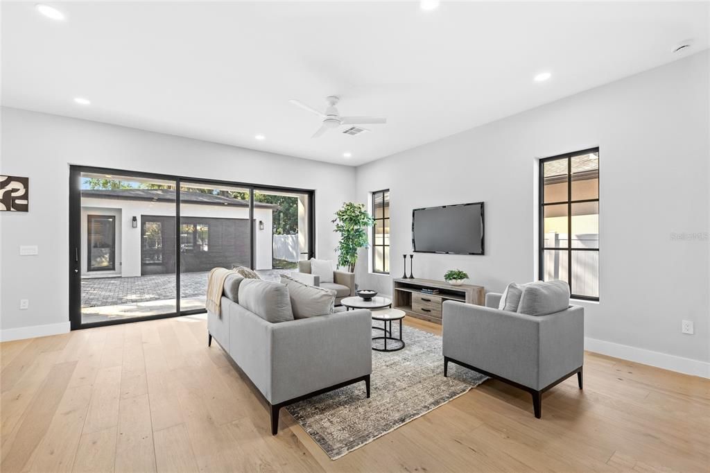 待售: $1,299,000 (5 贝兹, 4 浴室, 3238 平方英尺)