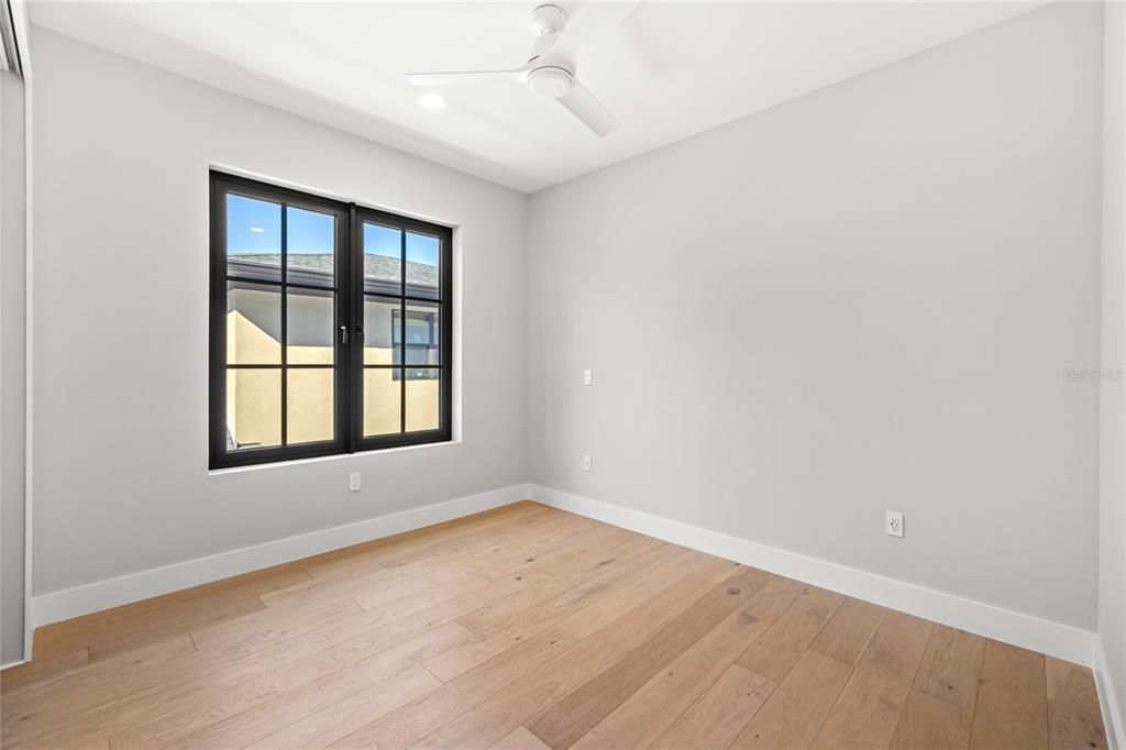 待售: $1,299,000 (5 贝兹, 4 浴室, 3238 平方英尺)