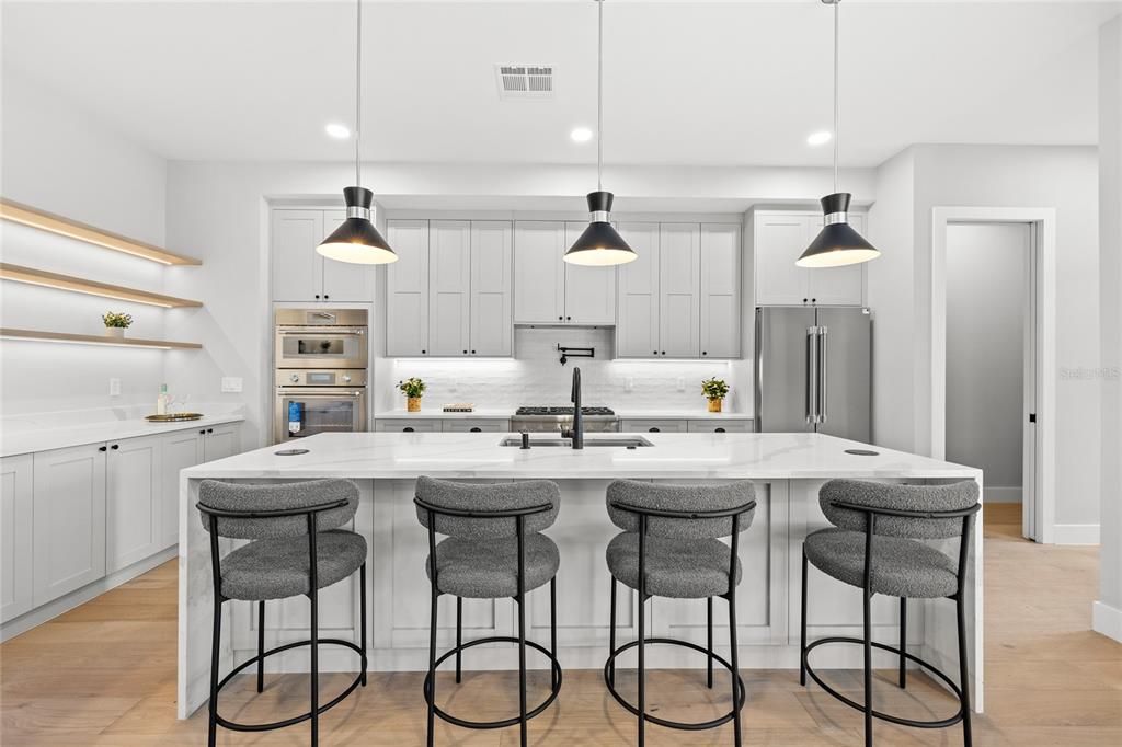 待售: $1,299,000 (5 贝兹, 4 浴室, 3238 平方英尺)