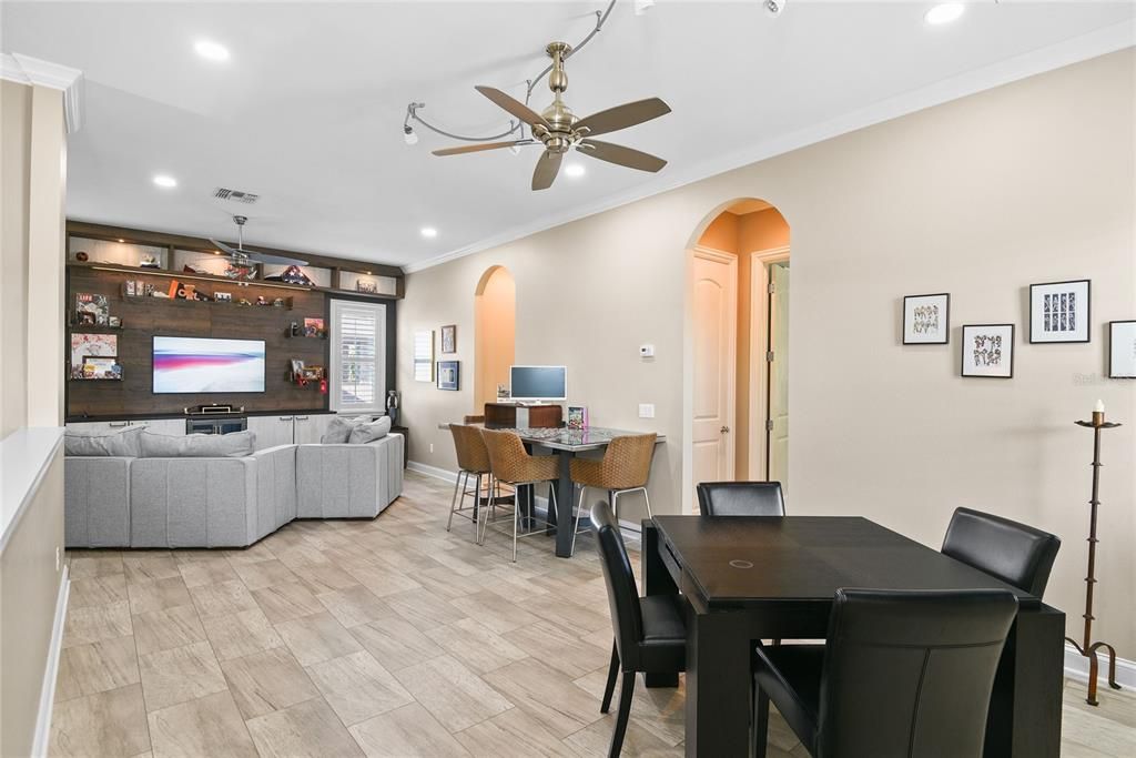 На продажу: $1,200,000 (3 спален, 2 ванн, 2550 Квадратных фут)