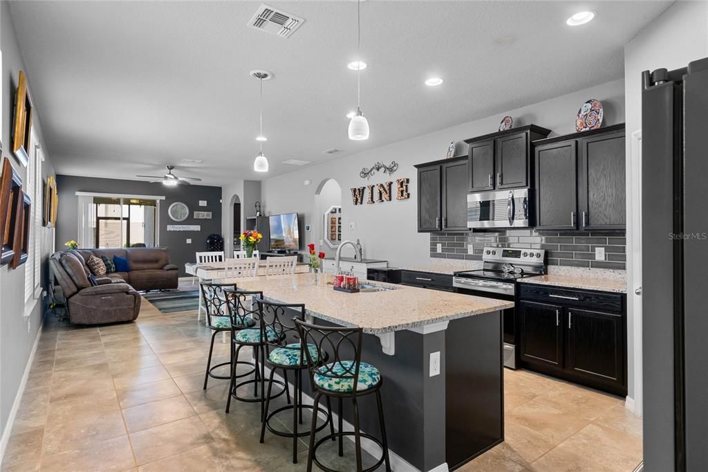 В аренду: $2,800 (3 спален, 2 ванн, 1685 Квадратных фут)