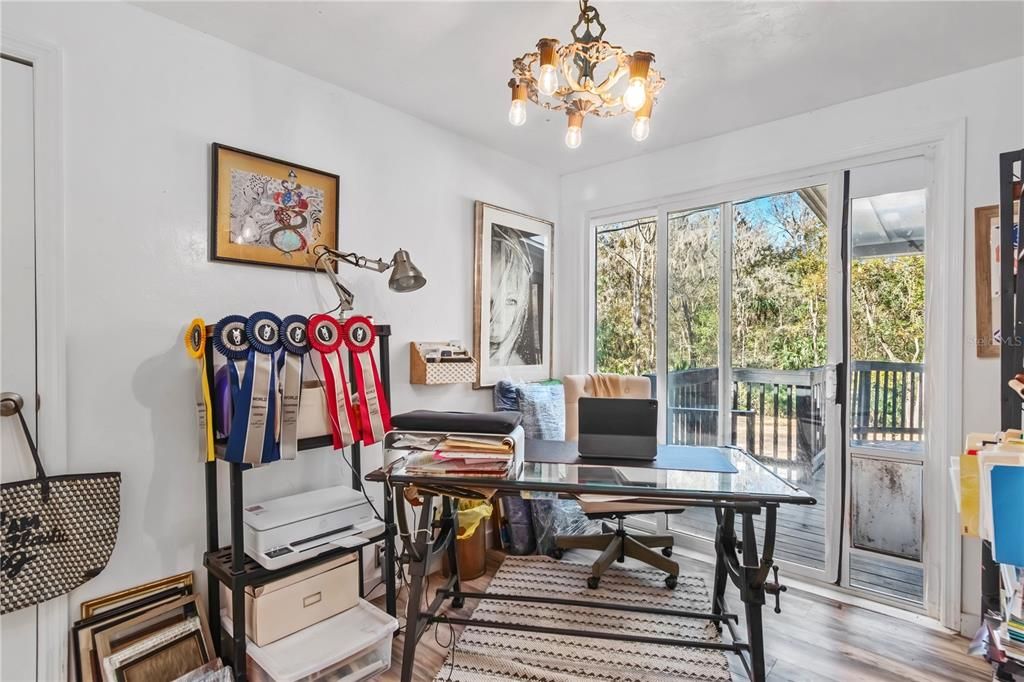 For Sale: $450,000 (3 beds, 2 baths, 1364 Square Feet)