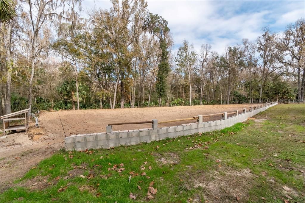 For Sale: $450,000 (3 beds, 2 baths, 1364 Square Feet)