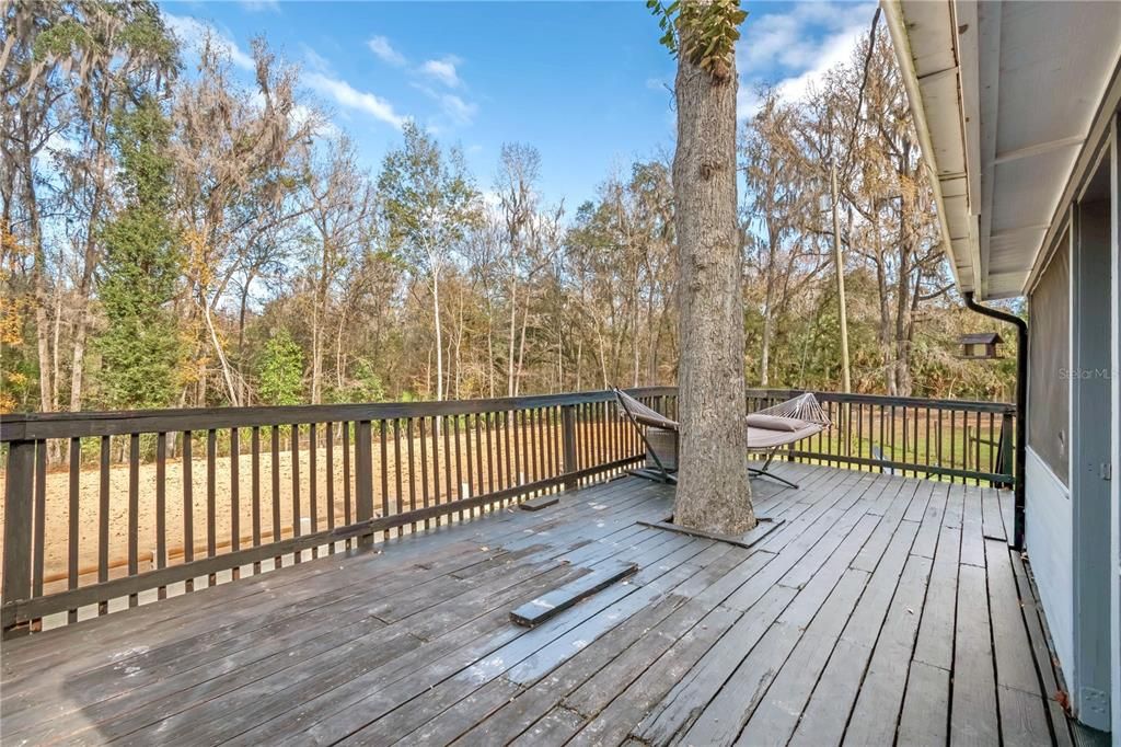 For Sale: $450,000 (3 beds, 2 baths, 1364 Square Feet)