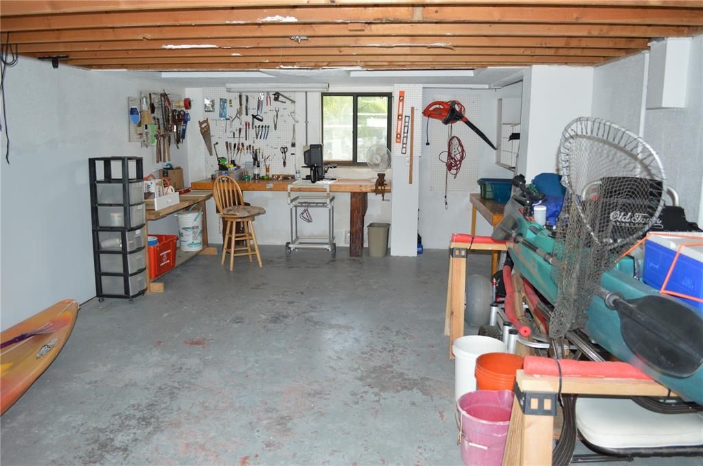 For Sale: $550,000 (2 beds, 2 baths, 1200 Square Feet)