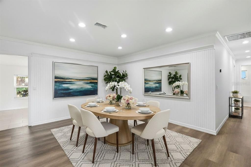 Activo con contrato: $399,000 (4 camas, 2 baños, 2082 Pies cuadrados)