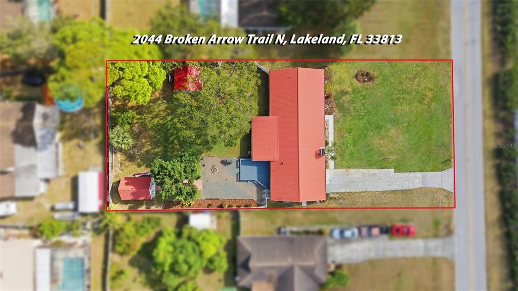 Activo con contrato: $399,000 (4 camas, 2 baños, 2082 Pies cuadrados)