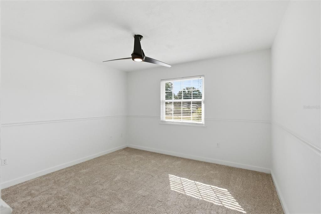 Activo con contrato: $399,000 (4 camas, 2 baños, 2082 Pies cuadrados)