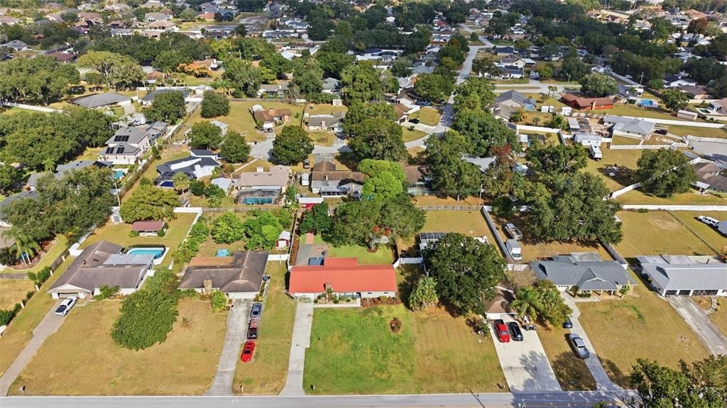 Activo con contrato: $399,000 (4 camas, 2 baños, 2082 Pies cuadrados)