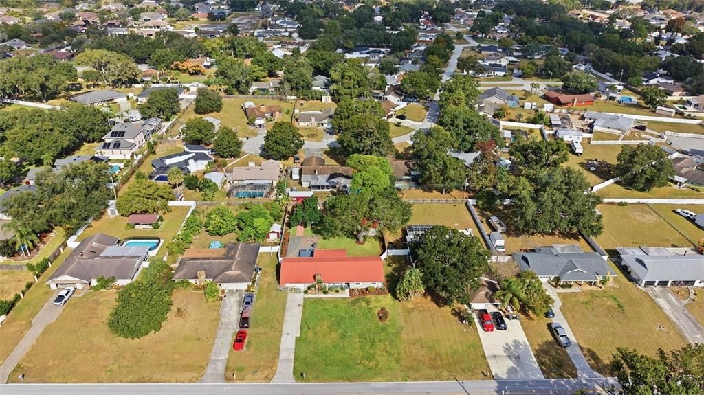 Activo con contrato: $399,000 (4 camas, 2 baños, 2082 Pies cuadrados)