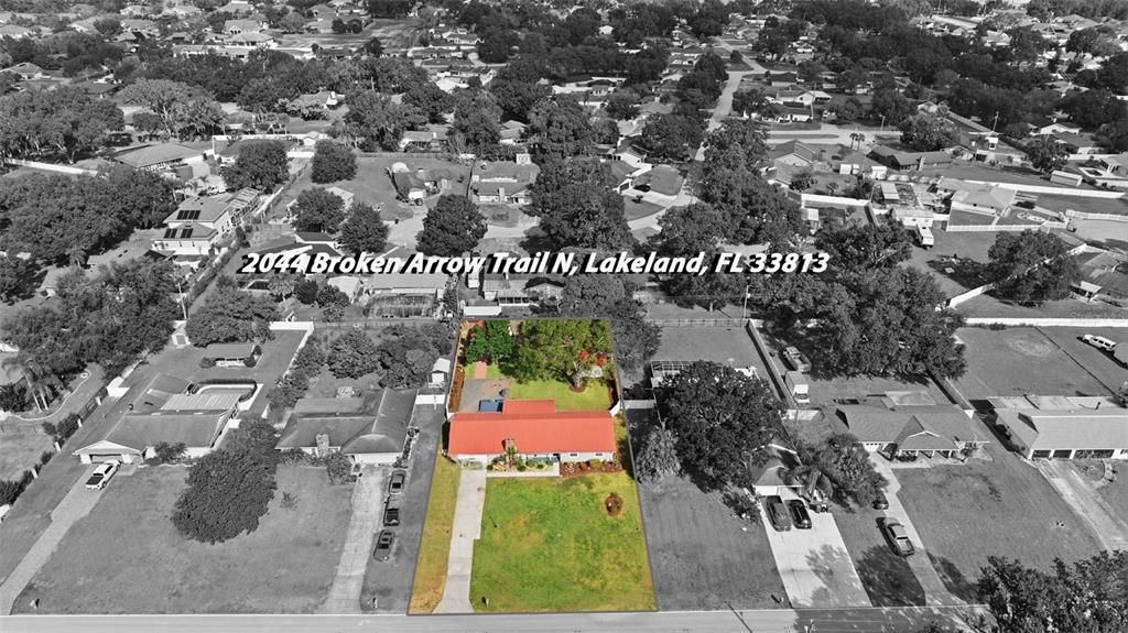 Activo con contrato: $399,000 (4 camas, 2 baños, 2082 Pies cuadrados)