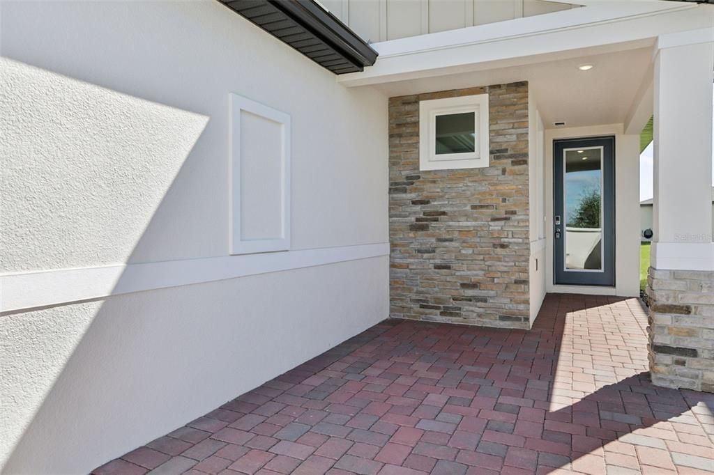 На продажу: $312,980 (4 спален, 2 ванн, 1607 Квадратных фут)