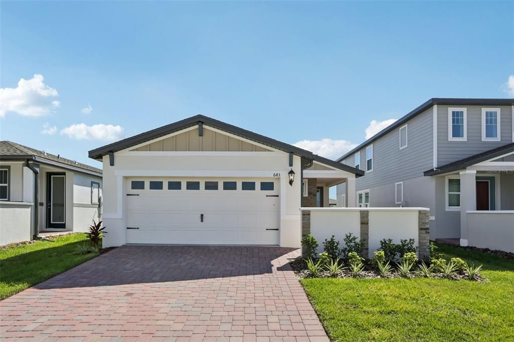 На продажу: $312,980 (4 спален, 2 ванн, 1607 Квадратных фут)