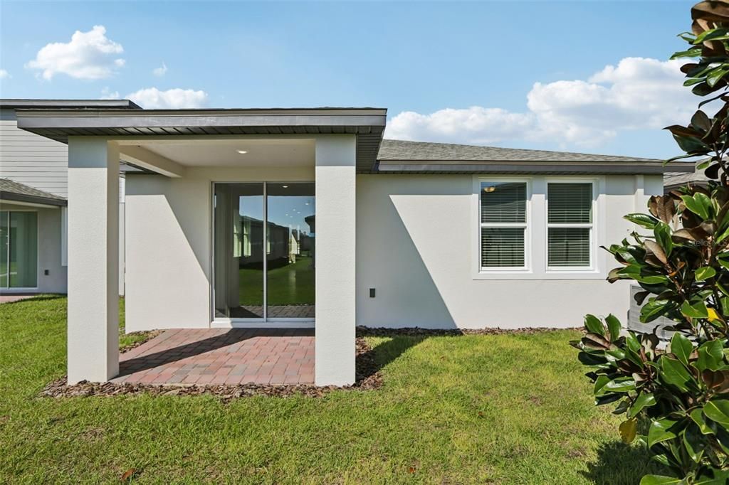 На продажу: $312,980 (4 спален, 2 ванн, 1607 Квадратных фут)