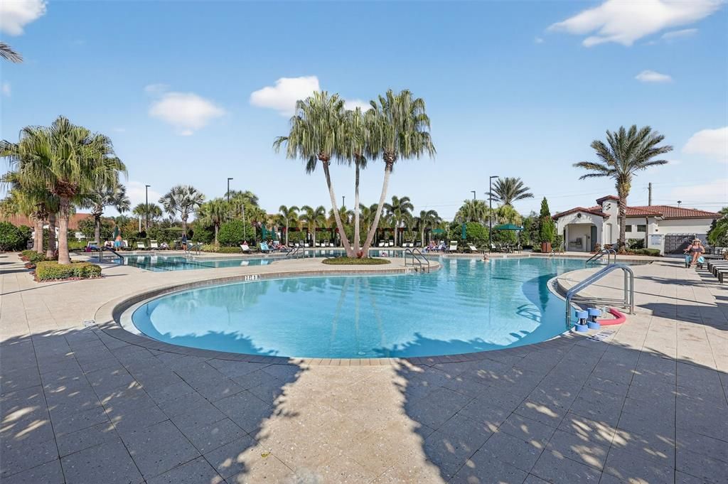 For Sale: $619,999 (4 beds, 3 baths, 2805 Square Feet)