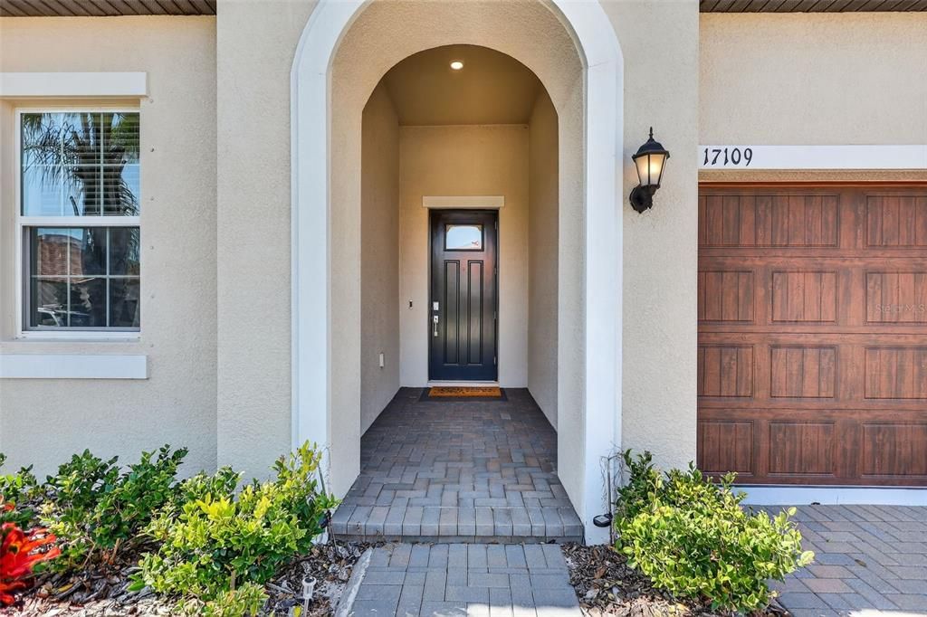 For Sale: $619,999 (4 beds, 3 baths, 2805 Square Feet)