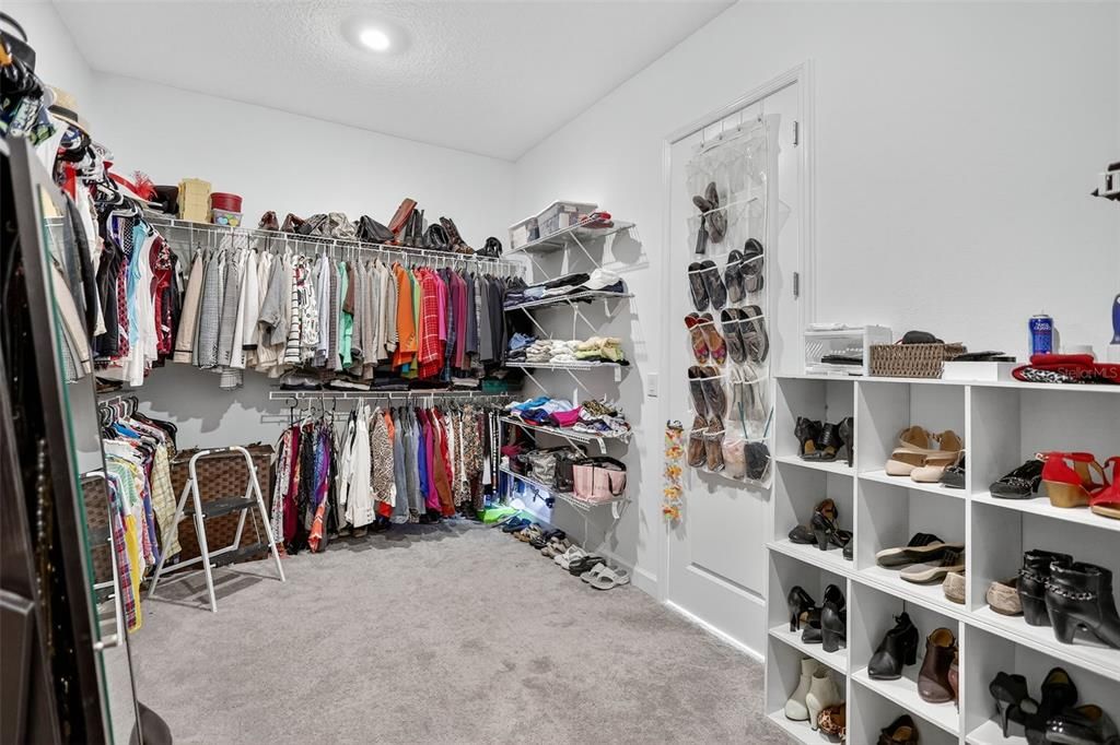 For Sale: $619,999 (4 beds, 3 baths, 2805 Square Feet)