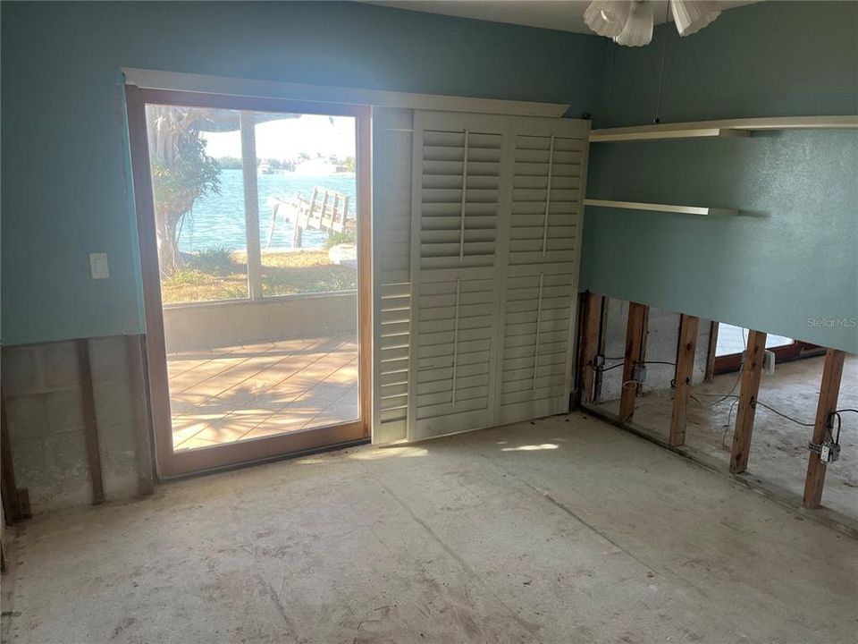 For Sale: $1,050,000 (3 beds, 2 baths, 1830 Square Feet)