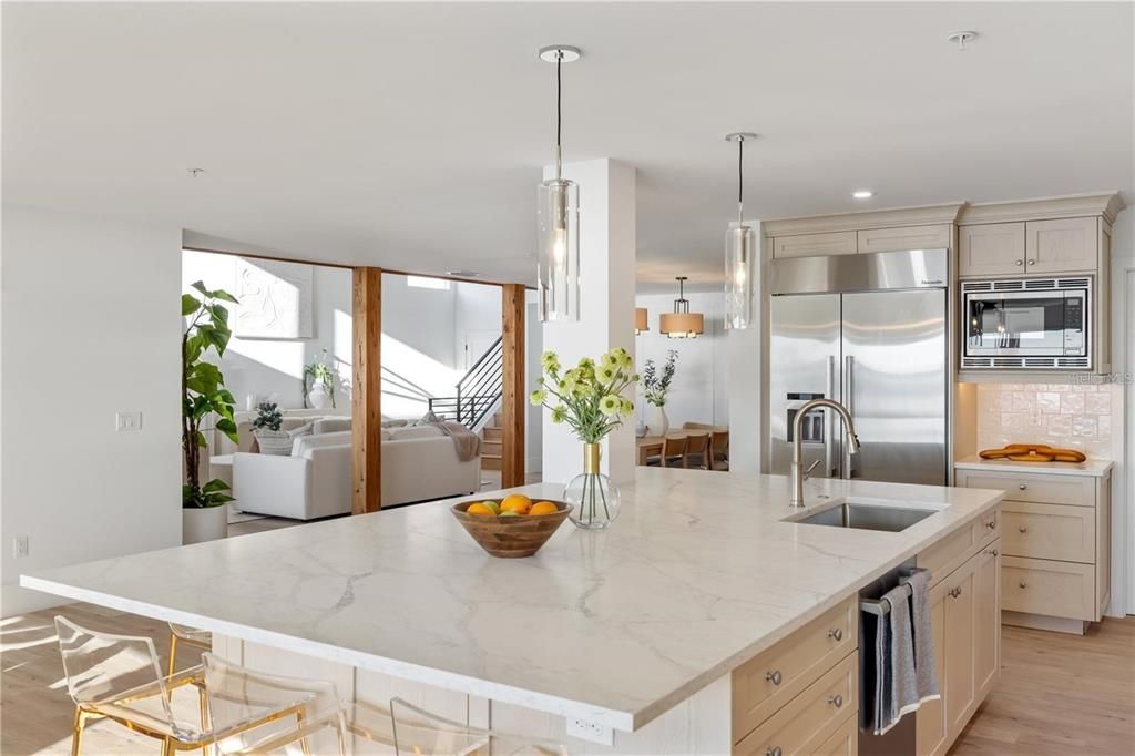 待售: $14,990,000 (6 贝兹, 5 浴室, 6468 平方英尺)