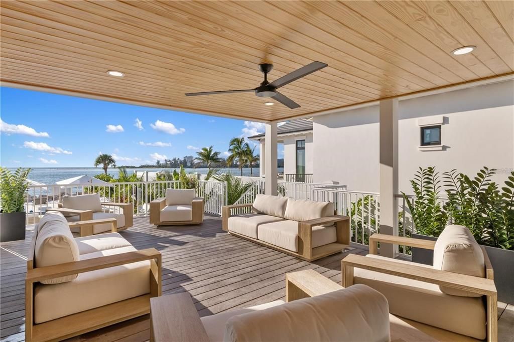 待售: $14,990,000 (6 贝兹, 5 浴室, 6468 平方英尺)