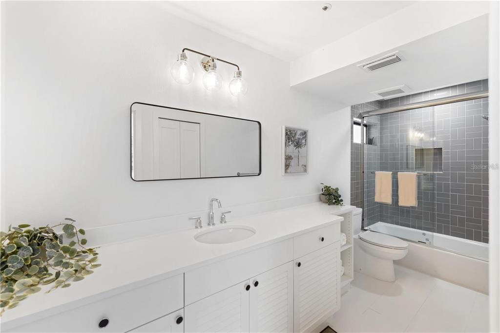 待售: $14,990,000 (6 贝兹, 5 浴室, 6468 平方英尺)