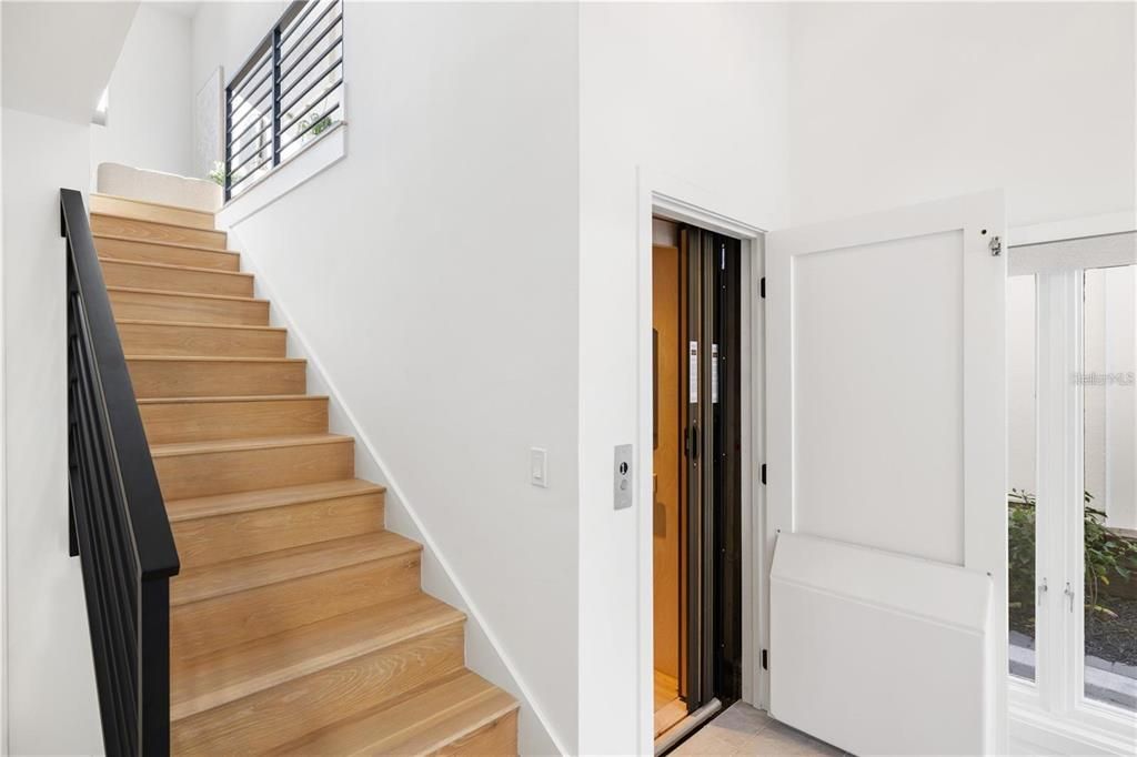 待售: $14,990,000 (6 贝兹, 5 浴室, 6468 平方英尺)