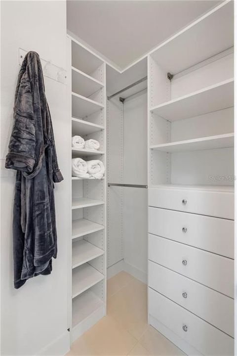 待售: $14,990,000 (6 贝兹, 5 浴室, 6468 平方英尺)